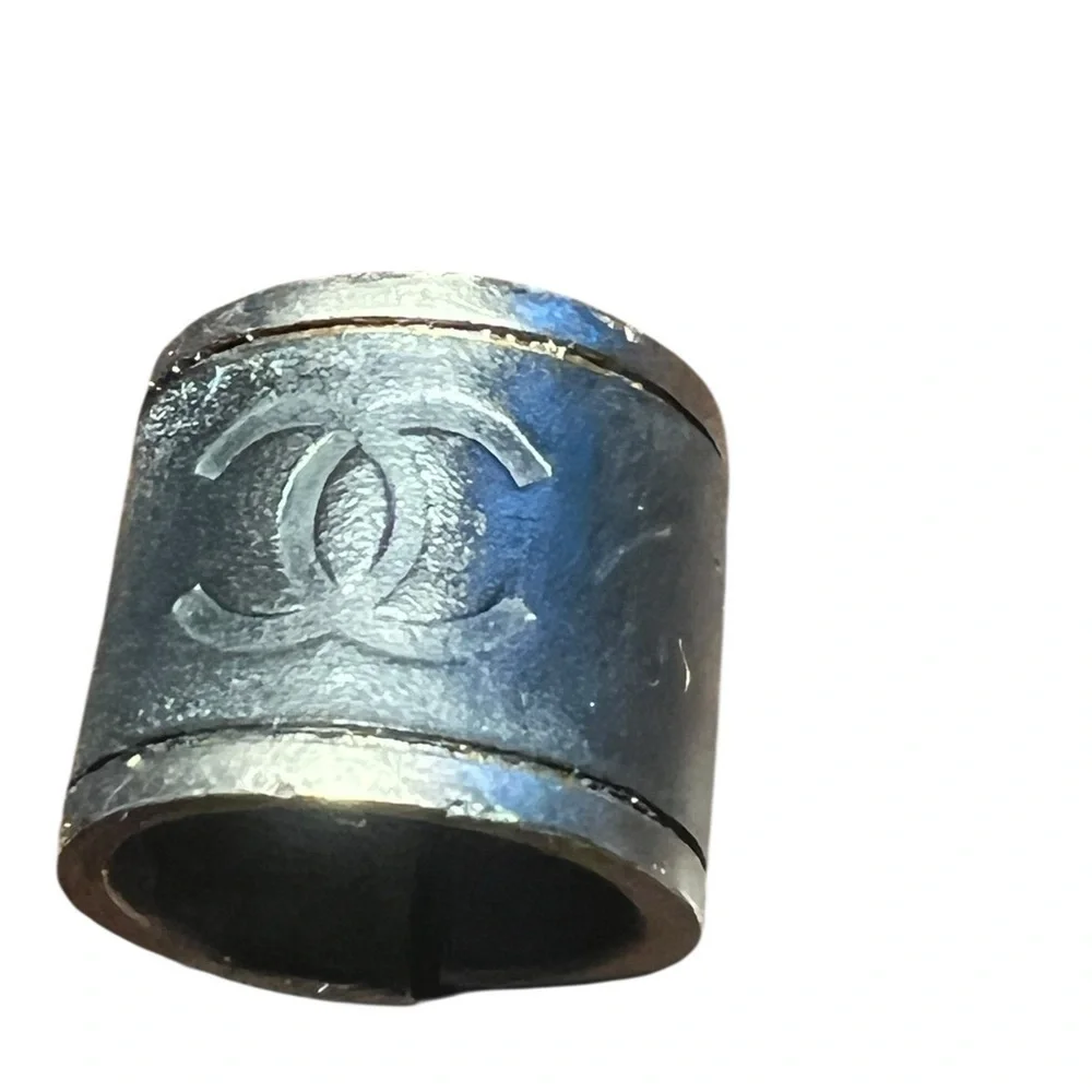 CHANEL stylish ring